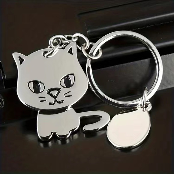 NWT silver cat key chain, accessory. - Picture 1 of 2